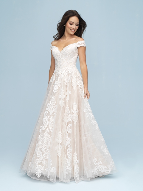 <center><b>Allure Bridals 9619</b>
<br/>
<br/>$$</center>